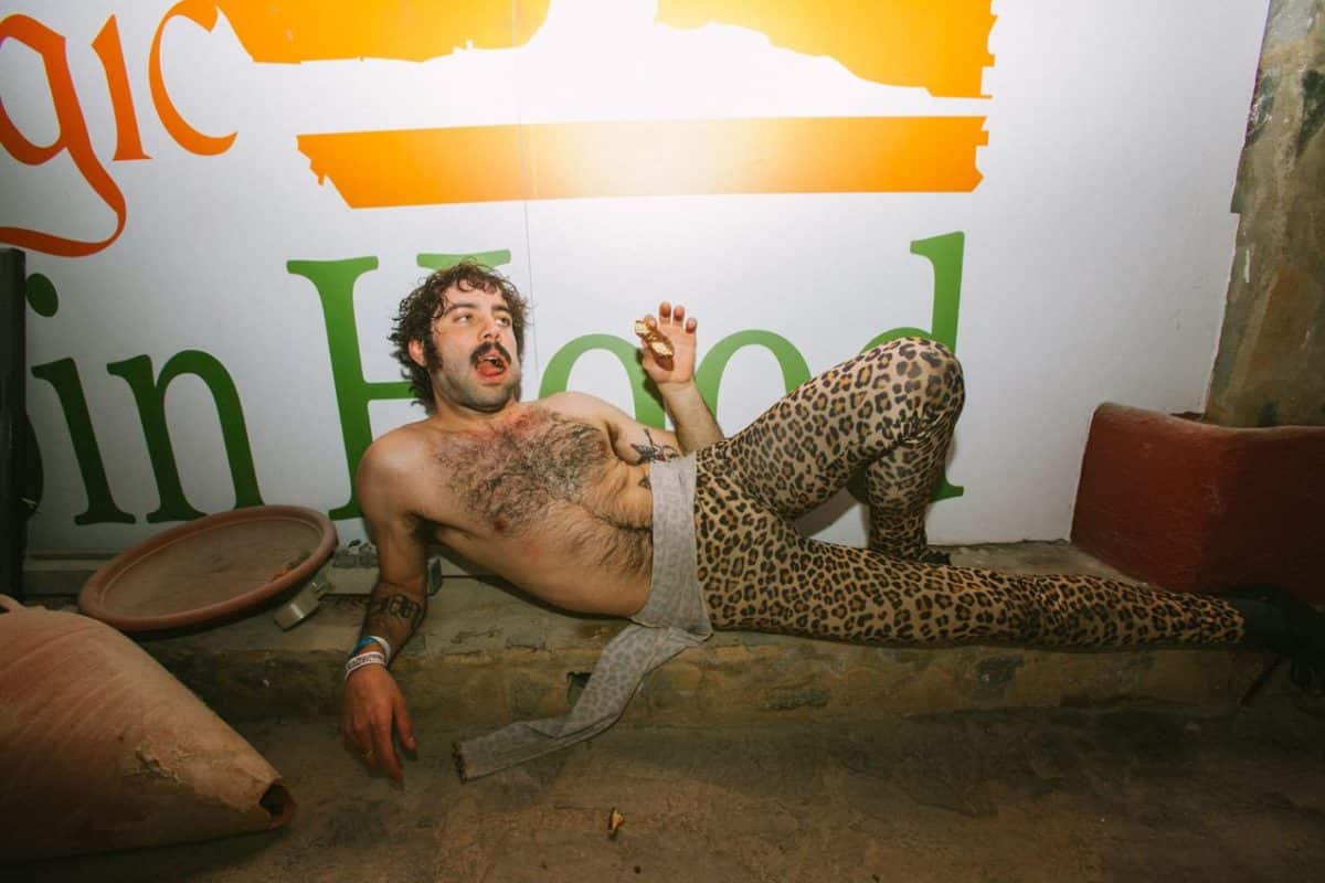 Carta Blanca.NESTTER DONUTS