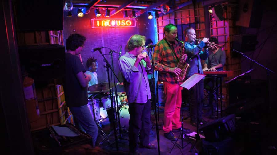 Sinouj con Javier Paxariño, Kaveh Sarvarian & Charles Ferris, El Intruso,  22/11/2015