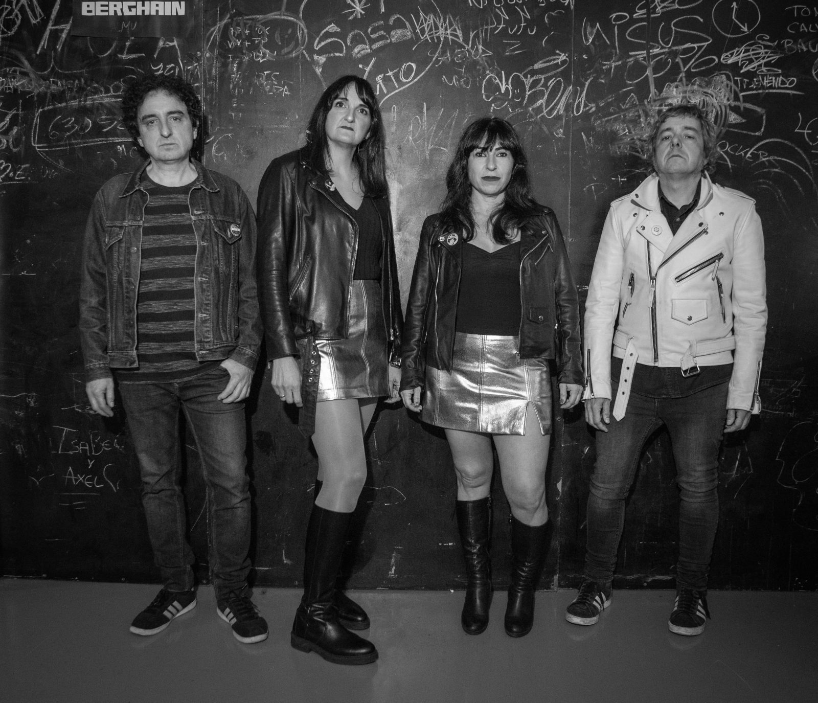 Carta Blanca.Varonas