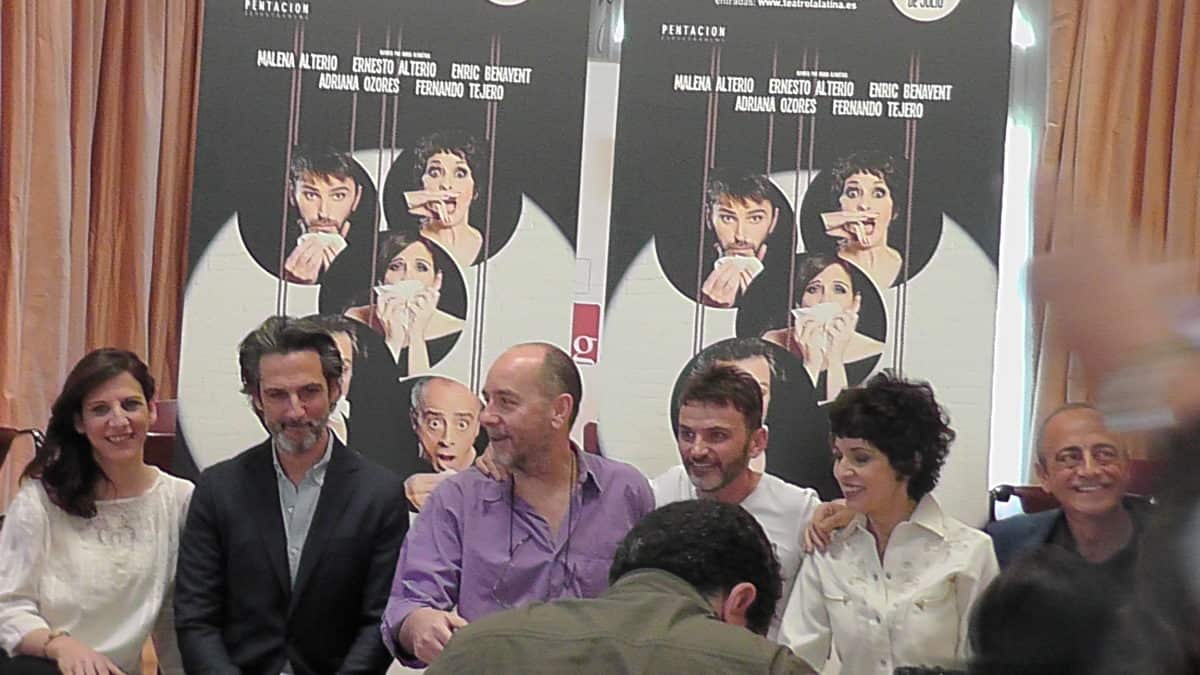 ATCHÚUSSS!!! Presentación Teatro La Latina.