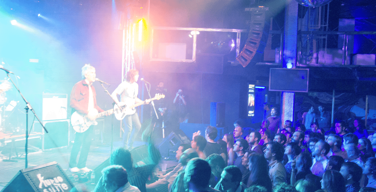 Fiesta Ediciones Chelsea - Francisco Nixon, Lula, Cooper y Airbag.Ocho y medio Club.Reportaje