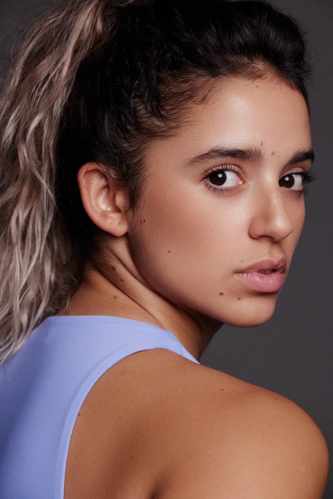 Teresa Garzón."Sobre las tablas"